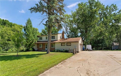 /international/us/2300-pagel-road-mendota-heights-mn-110099454271/