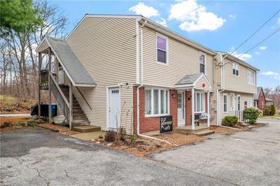 /international/us/2200-diamond-hill-road-cumberland-ri-110102936014/