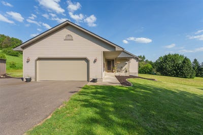 /international/us/2605-n-50th-avenue-chippewa-falls-wi-110108539986/