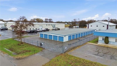 /international/us/3055-3rd-street-s-waite-park-mn-110107699068/