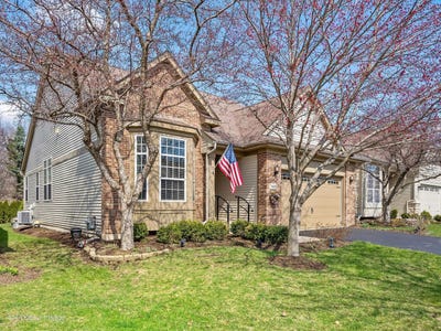/international/us/1660-briarheath-drive-aurora-il-110106789495/