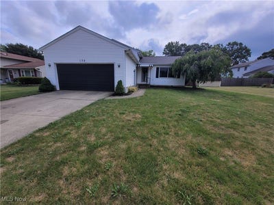 /international/us/172-xavier-street-elyria-oh-110101090379/