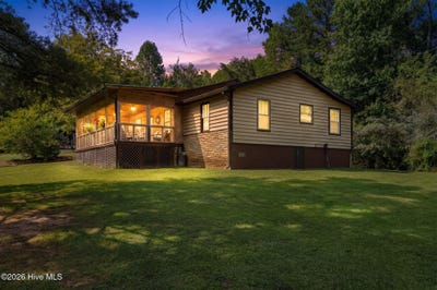 /international/us/44-little-wolf-creek-road-murphy-nc-110119956824/