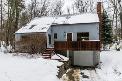 /international/us/11-willey-creek-road-durham-nh-110104875789/