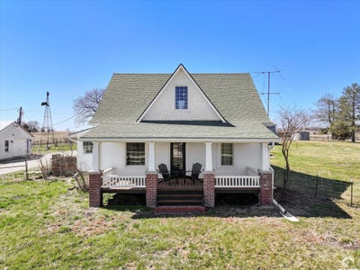 /international/us/137-e-1400-road-baldwin-city-ks-110098272494/