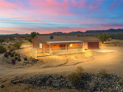 /international/us/16876-s-lawton-road-yucca-az-110109032261/