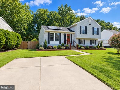 /international/us/79-yew-road-essex-md-110110138891/