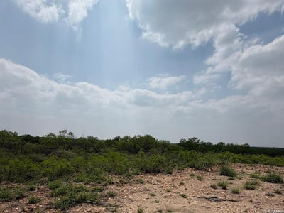 /international/us/291-county-road-1670-moore-tx-110103113859/