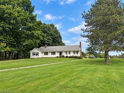 /international/us/12689-old-state-road-huntsburg-oh-110119924732/