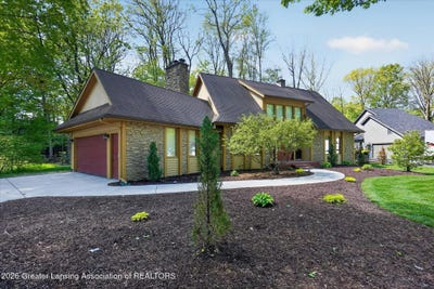 /international/us/1981-valleybrook-drive-okemos-mi-110108071703/