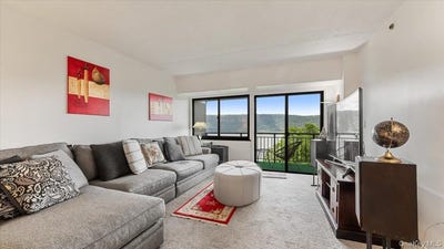 /international/us/1020-warburton-avenue-yonkers-ny-110100836584/