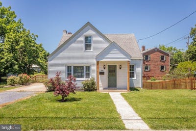 /international/us/131-s-willow-street-harrisonburg-va-110108683604/