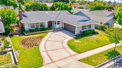/international/us/13232-lorca-la-mirada-ca-110107394314/