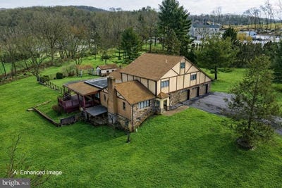 /international/us/1501-detweiler-avenue-hellertown-pa-110104822060/