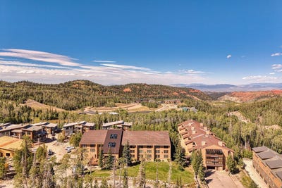 /international/us/150-w-ridge-view-st-brian-head-ut-110102255112/