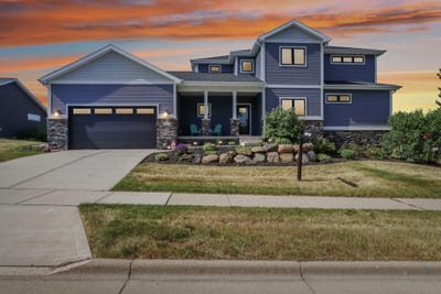 /international/us/410-sunset-drive-lodi-wi-110108816568/