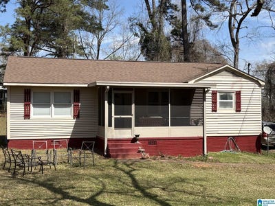 /international/us/1988-county-road-alexander-city-al-110108871394/