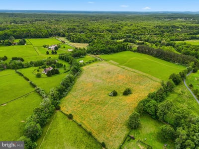 /international/us/windemeer-lane-amissville-va-110105855601/