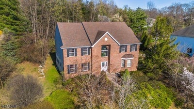 /international/us/10-pierson-ct-mahwah-twp-nj-110107196876/