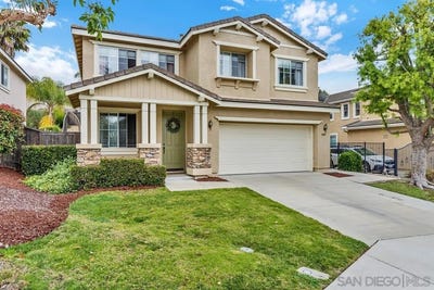 /international/us/1084-greenway-drive-oceanside-ca-110108281896/