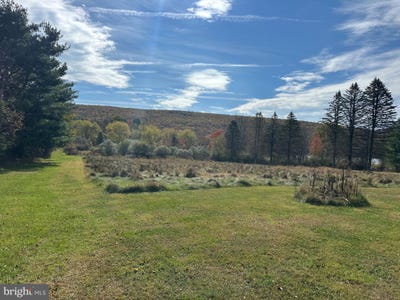 /international/us/ben-titus-road-tamaqua-pa-110103009607/