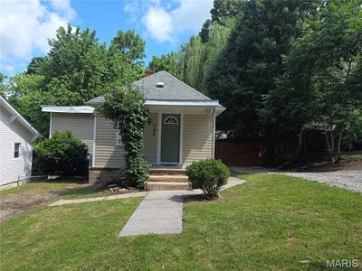 /international/us/123-w-wickliffe-avenue-collinsville-il-110100725669/