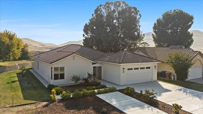 /international/us/16120-match-pointe-court-bakersfield-ca-110107668570/