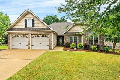 /international/us/1404-finchley-court-opelika-al-110101152752/