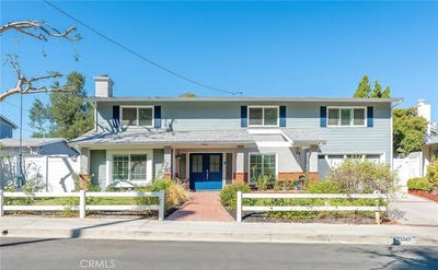 /international/us/23341-bessemer-street-woodland-hills-ca-110099170378/