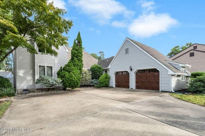 /international/us/883-goose-creek-road-toms-river-nj-110110366231/