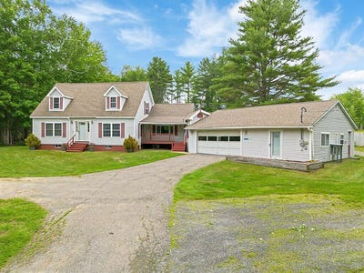 /international/us/1050-main-street-palmyra-me-110108978065/