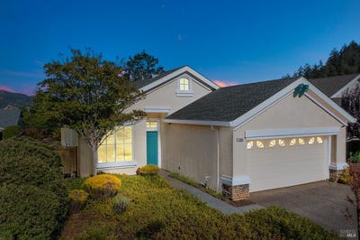 /international/us/308-rolling-hill-court-cloverdale-ca-110098645501/