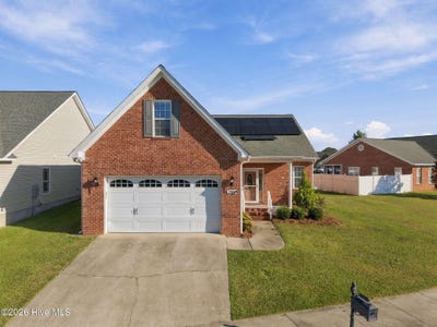 /international/us/1204-brighton-drive-winterville-nc-110110268049/