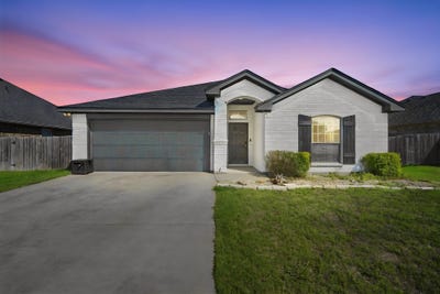 /international/us/425-stoneridge-drive-hillsboro-tx-110120461484/