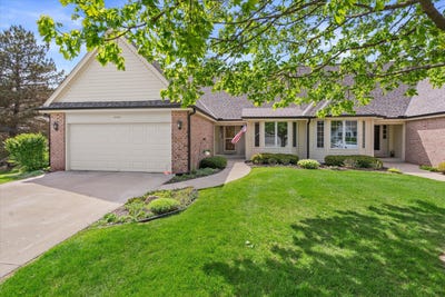 /international/us/625-s-stonehedge-dr-brookfield-wi-110108075298/