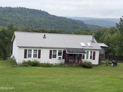 /international/us/178-dunshee-road-unadilla-ny-110119883154/