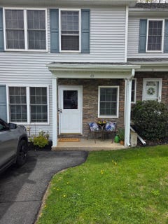 /international/us/49-aveonis-ct-fishkill-ny-110108986236/