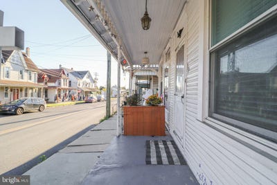 /international/us/79-e-main-street-newmanstown-pa-110107925911/