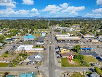 /international/us/1402-bay-ave-oceanpark-wa-110108588622/