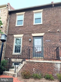 /international/us/6707-b-washington-set-inside-boulevard-arlington-va-110108468599/