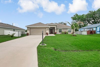 /international/us/367-sw-grimaldo-terrace-port-st-lucie-fl-110108534343/