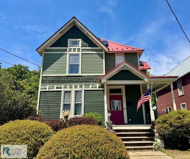/international/us/830-green-st-danville-va-110108107413/