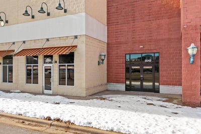 /international/us/3042-3044-village-park-drive-plover-wi-110104914062/