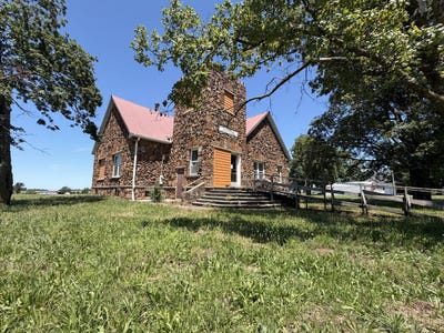 /international/us/14025-state-highway-37-golden-city-mo-110108908210/