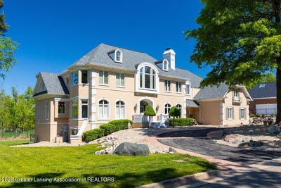 /international/us/6401-pine-hollow-drive-east-lansing-mi-110108578299/