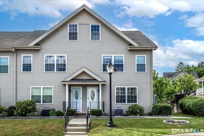 /international/us/40-division-street-danbury-ct-110109036701/