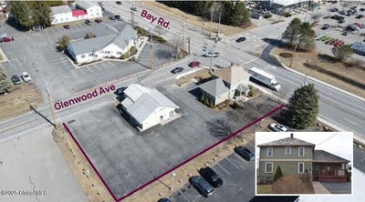 /international/us/351-bay-road-queensbury-ny-110098335451/