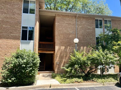 /international/us/5817-oakwood-drive-lisle-il-110106801675/