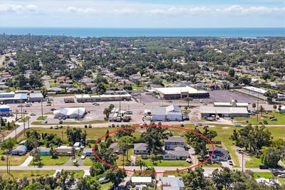 /international/us/2210-2212-2214-park-road-venice-fl-110102661731/