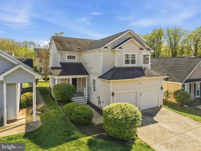 /international/us/907-hickory-circle-la-plata-md-110107212519/